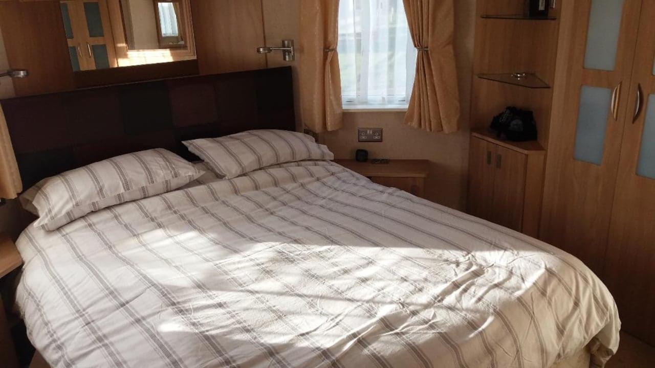 6 Berth Deluxe Ml7 On The Golden Palm Hotel Чапъл Сейнт Лионардс Екстериор снимка